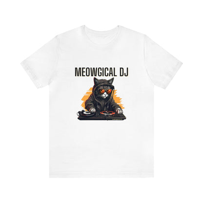 Cat and Music Lovers T-shirt-Funny DJ Shirt