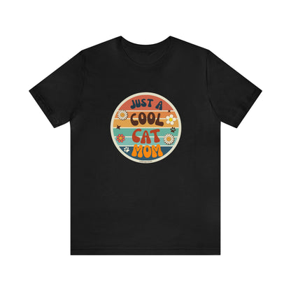 T-shirt-Just a Cool Cat Mom Shirt-Retro Style